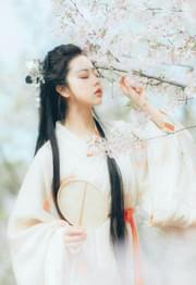 云倾微暖夏如歌